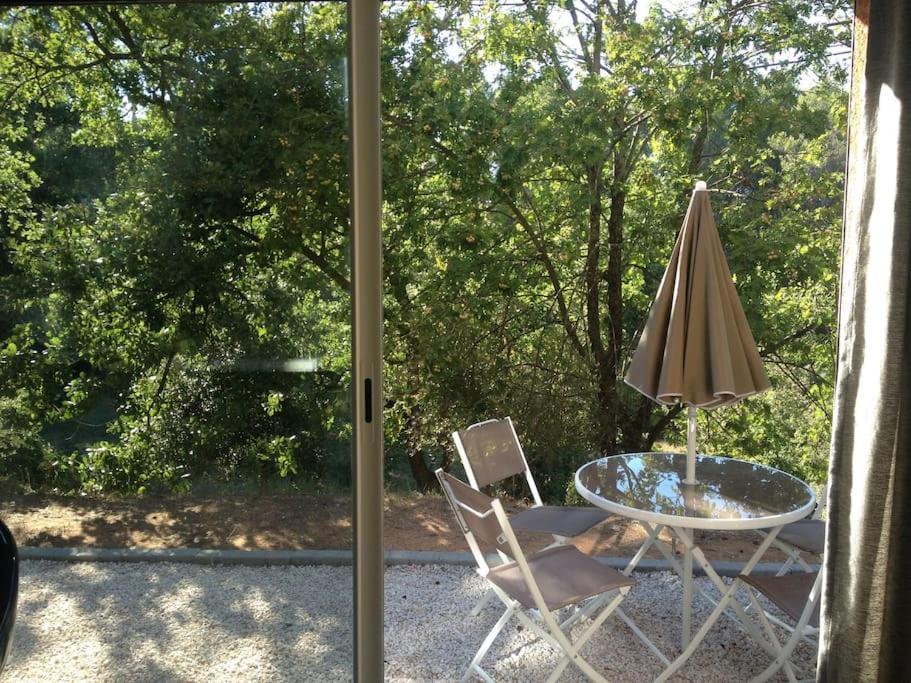 Appartement 2-4 Pers. Piscine, Entre Aix Et Cassis La Destrousse Exterior foto
